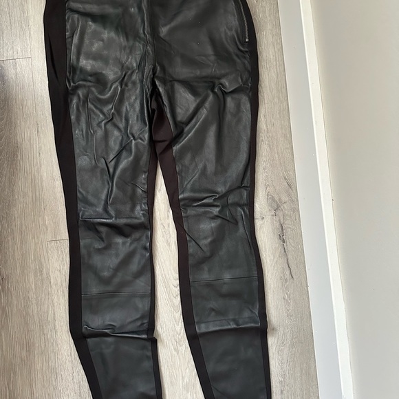 White House Black Market Pants - White House Black Market Black Skinny Leggings